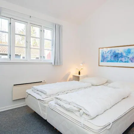 8 Person In Aabenraa *