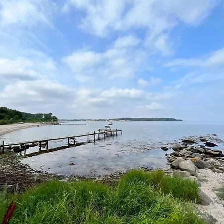 4 Star In Aabenraa Lojt Kirkeby